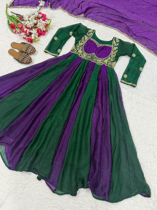 Green choli style v neck flaired anarkali suit with dupatta 2pc set