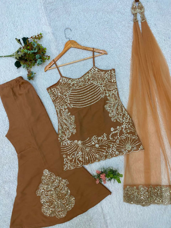 Brown spaghetti sleeveless kurta salwar set with dupatta