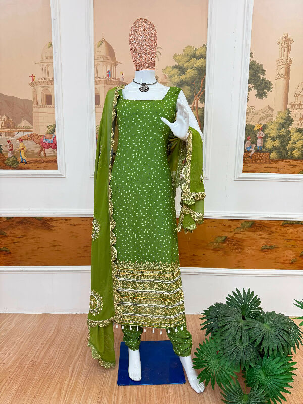 Purple sleeveless pearl work long kurti with pent and dupatta 3pc set