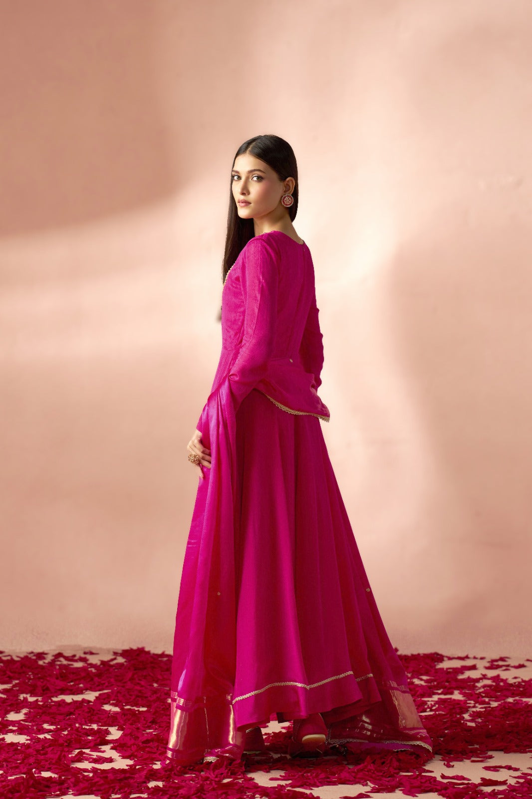 SWARA SUR